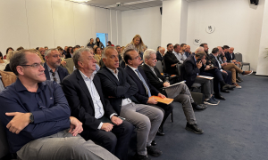Στην διημερίδα της Ε.Ε.Τ.Α.Α. για τον νέο Κώδικα Τοπικής Αυτοδιοίκησης ο Δήμαρχος Ηρακλείου (video)Στην ενημερωτική διημερίδα με θέμα «Νέος Κώδικας Τοπικής Αυτοδιοίκησης» που διοργανώνει η Ελληνική Εταιρία Τοπικής Ανάπτυξης και Αυτοδιοίκησης (Ε.Ε.Τ.Α.Α.), σε συνεργασία με το Υπουργείο Εσωτερικών, την Κεντρική Ένωση Δήμων Ελλάδας (Κ.Ε.Δ.Ε.) και την Ένωση Περιφερειών Ελλάδας (ΕΝ.ΠΕ.) στο Ηράκλειο 21 και 22 Οκτωβρίου, συμμετείχε ο Δήμαρχος Ηρακλείου Αλέξης Καλοκαιρινός.


